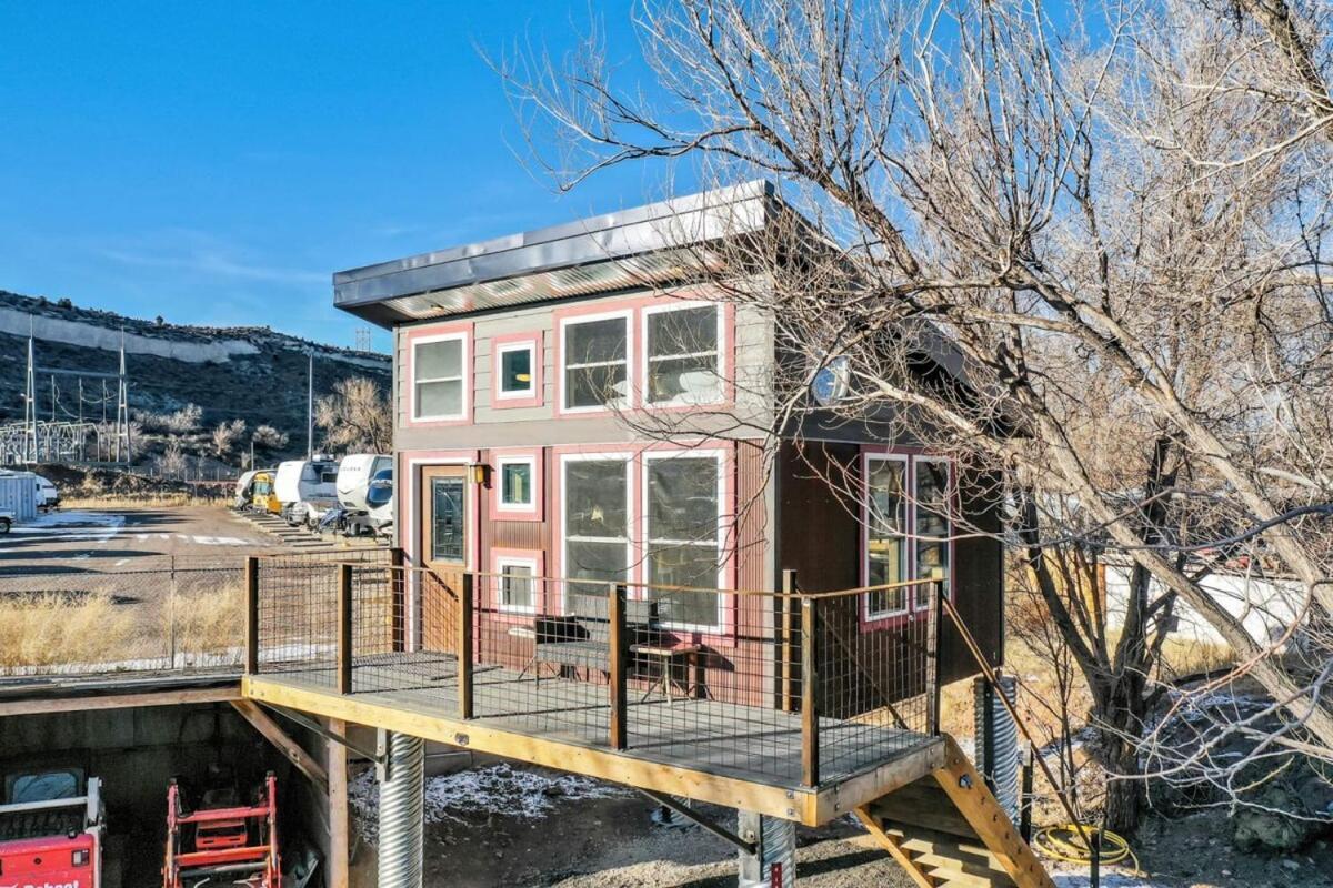Red Rock Treehouse Unique In Old Colorado City Colorado Springs Exterior photo